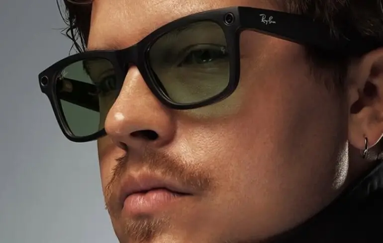 Andy Evans regains independence thanks to Meta AI-powered smart glasses that help blind users navigate daily life and return to work.