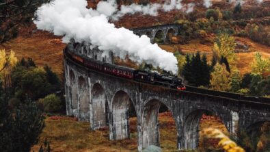 Discover the story behind the Glenfinnan Viaduct's rise to fame as a Harry Potter hotspot and the challenges the small Scottish village faces from mass tourism. A look at the magic and the reality.