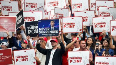 Charlie Kirk: At the Arizona memorial, Trump and Vance hailed the slain activist as a martyr. Erika Kirk forgives the killer and takes over his mission.