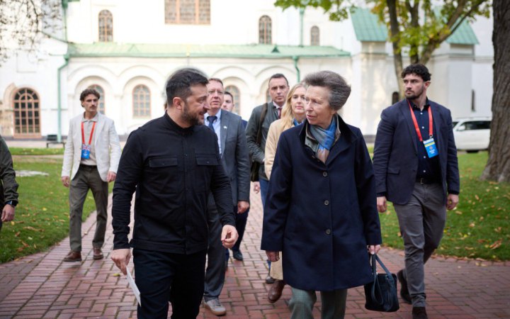 President Volodymyr Zelensky met with the UK's Princess Anne in Kyiv, her first visit to Ukraine since 1990. They discussed aid for nearly 250k Ukrainian refugees, the return of abducted children, and veteran support.