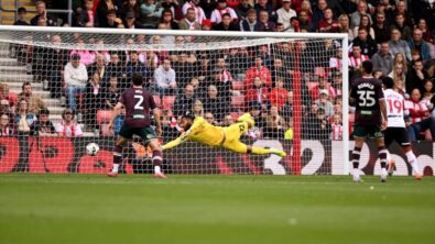 Southampton drew with Swansea City despite dominating, as Caspar Jander and Leo Scienza hit the woodwork. Will Still&rsquo;s side recorded their fifth draw in seven matches.