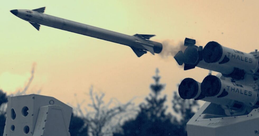 The UK will supply 5,000 multi-purpose missiles to Ukraine, strengthening Kyiv’s defences and expanding British military aid ahead of winter.