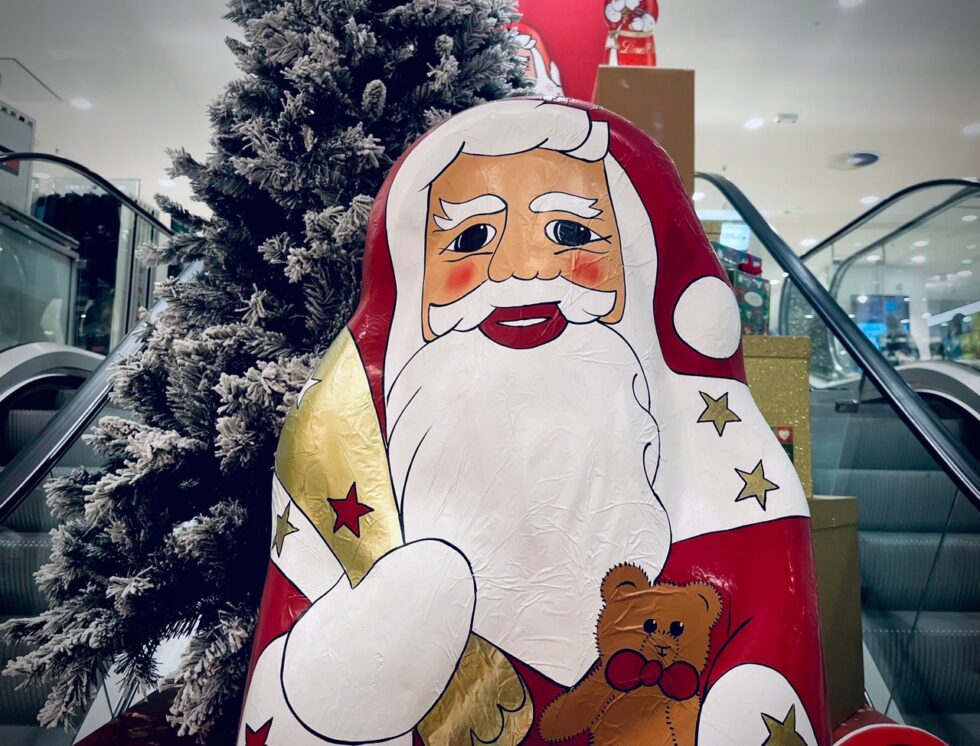 Happy New Year 2026 wishes and quotes for Britain. Warm greetings, heartfelt messages and WhatsApp texts to share with friends, family and loved ones across the UK this January.