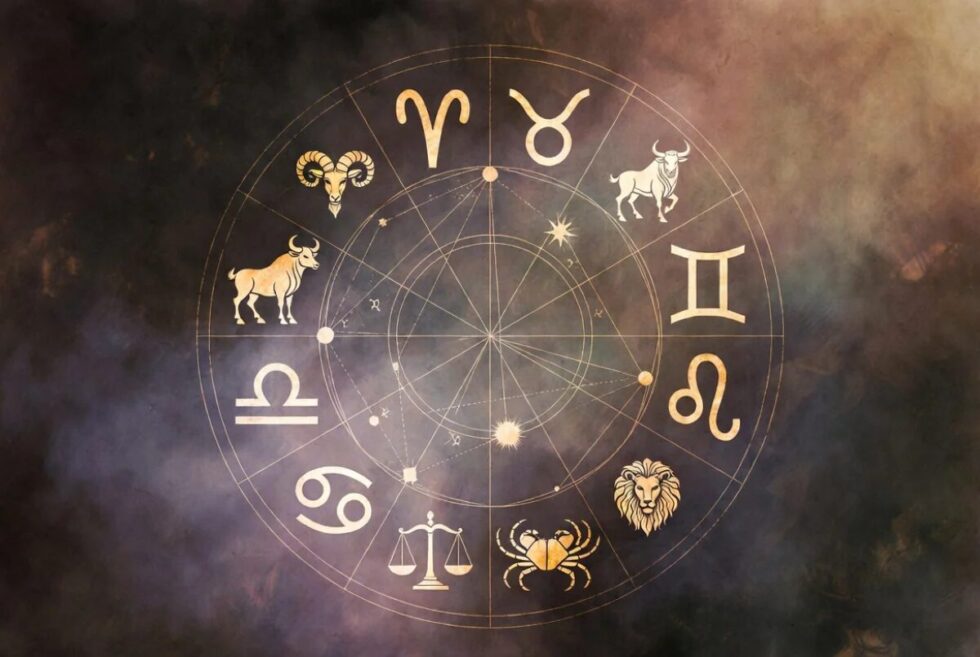 Horoscope 12/16/2025: Detailed analysis of the Capricorn Moon and Venus-Neptune aspect. Practical advice for career, love, and money for all signs.