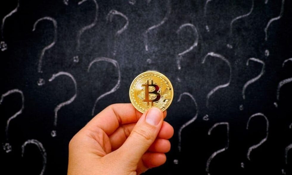 In the Bitcoin derivatives market, the $90,000 "Max Pain" price dictates terms. Traders are adjusting hedging strategies for large gains.