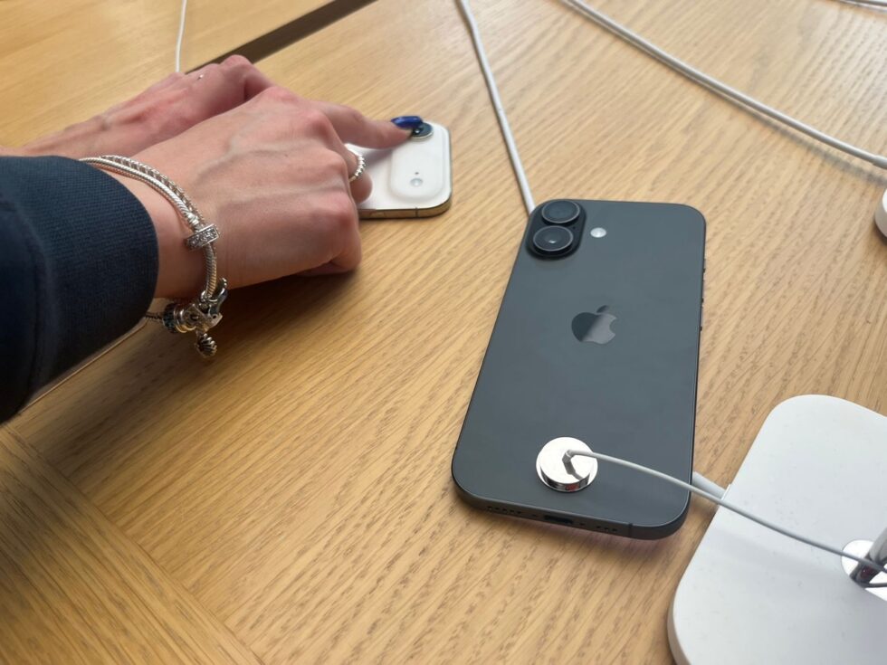 iOS 26.2 fixes critical WebKit zero-day flaws already exploited by hackers. Experts urge iPhone users to update and restart devices now to block spyware and protect personal data.