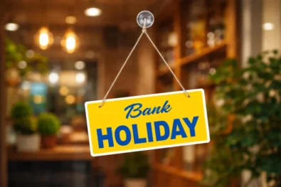 March 2026 in London: No bank holidays scheduled. Explore what stays open, transport timetables, school dates, and trading hours for retail and banks during this standard working month.