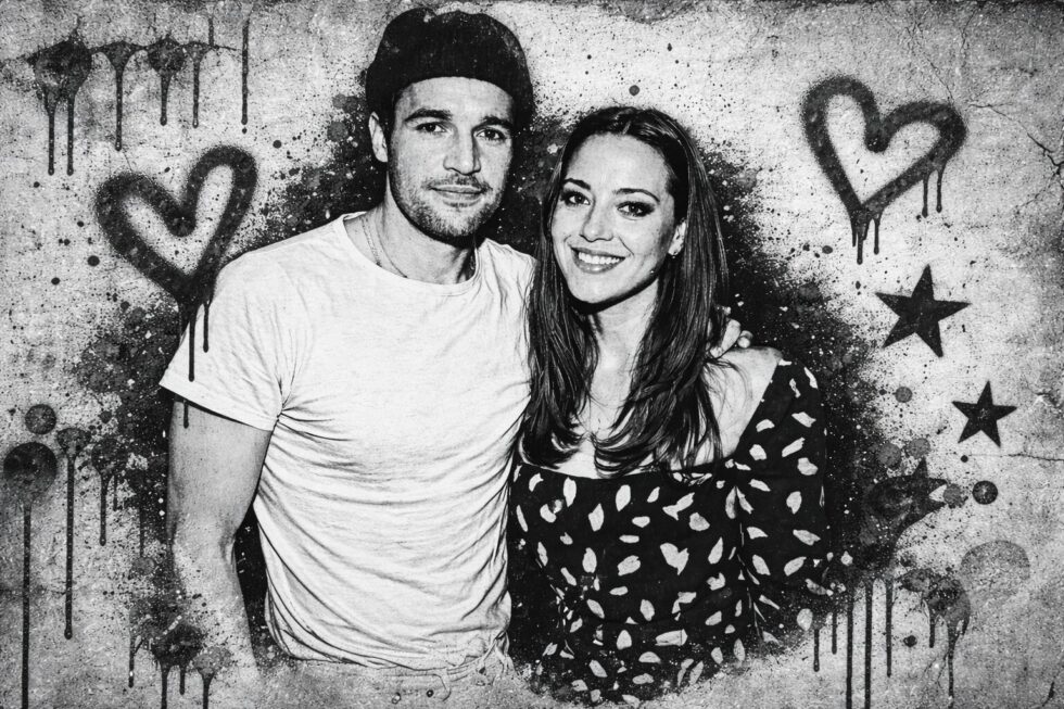 Aubrey Plaza pregnancy 2026: what is known about first baby with Christopher Abbott, timeline after Jeff Baena death and Paris Fashion Week clues