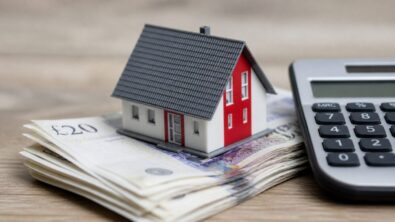 UK mortgage affordability: buyers face worst squeeze since 2008 as repayments reach 21.3% of gross income, with London commuter-belt towns among least affordable areas, according to UK Finance.