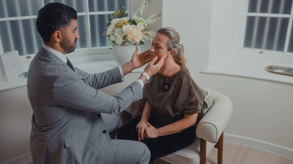 Mayfair clinic offers same-day CryoPen treatment for skin tags, warts and age spots, with precision cryotherapy and minimal downtime for patients near Westminster and Pimlico.